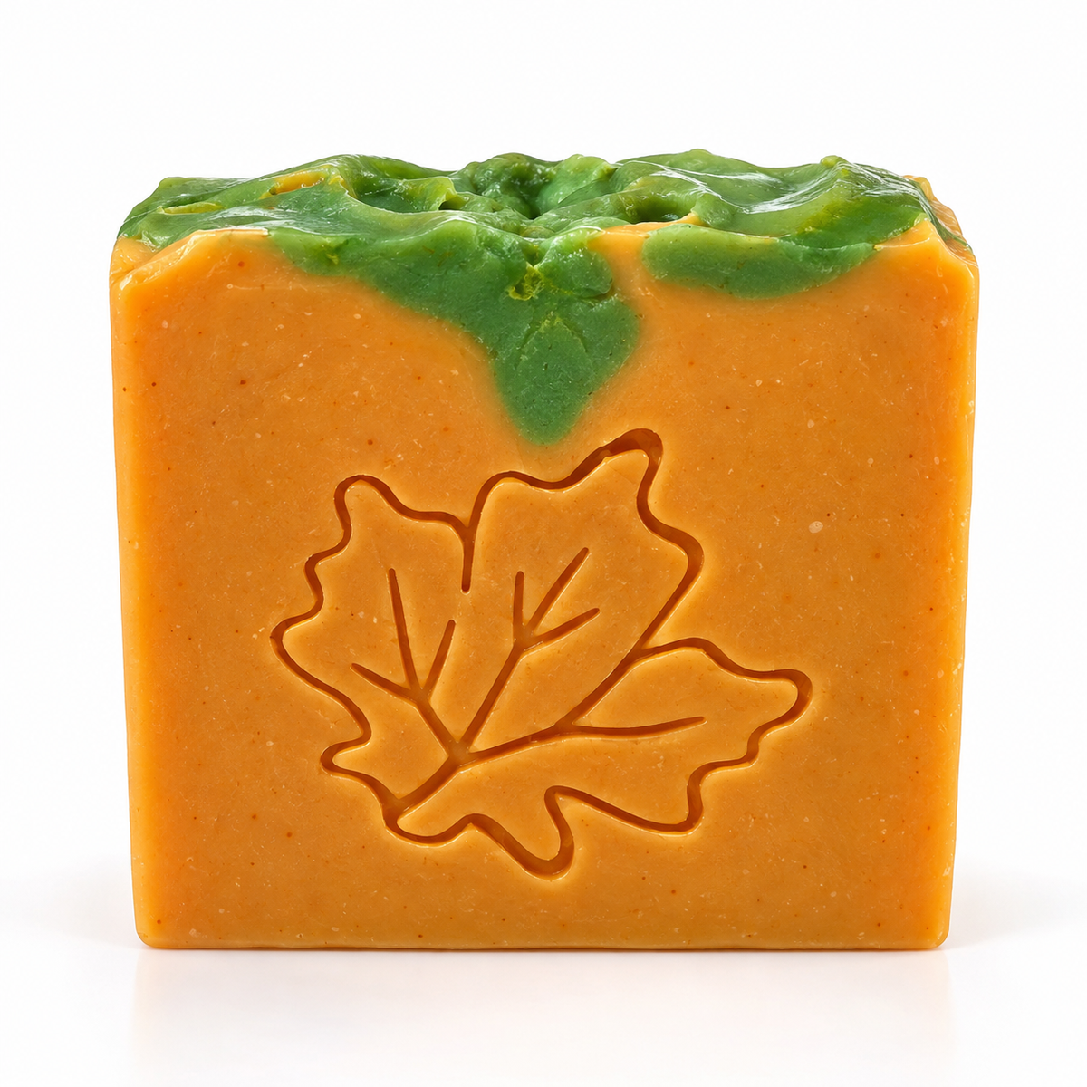 Jabón artesanal de calabaza Pumpkin Spice Zalis Natural, 4 oz, fotografía de producto sobre fondo blanco